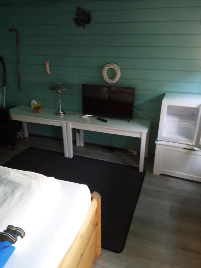 Urlaub Machen Direkt Am Irland Das Kinderparadies In Twisteden Im Grossen Garten Bei Privatleute Fur Maximal Sechs Personen Kevelaer Esterno foto